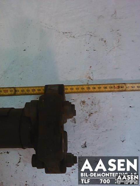 Mellomaksel bakre til BMW X5 2000-2006 (E53) (E53) (26 10 7 510 001|)