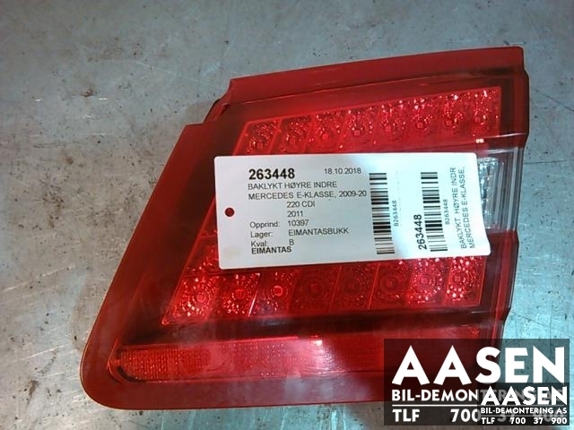 Baklykt høyre indre til Mercedes E-Klasse, 2009-2013 (Fase 1) (W212) (W212) (A 212 820 10 64)
