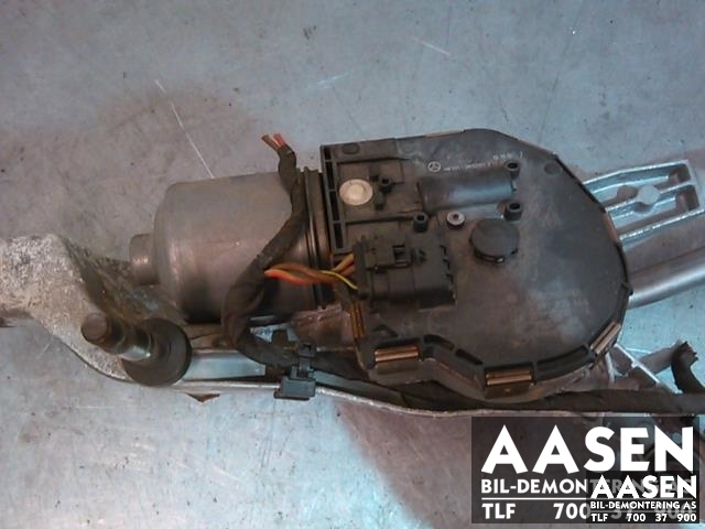 Viskermotor frontrute til Mercedes E-Klasse, 2009-2013 (Fase 1) (W212) (W212) (BOSCH|1397220666)