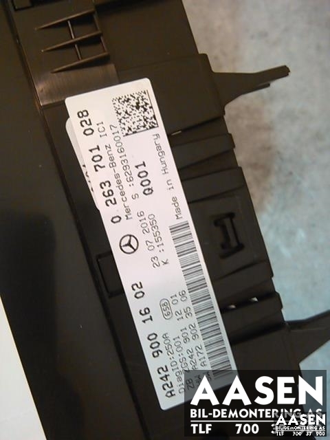 Instrumentpanel til Mercedes B-Klasse, electric drive 2014-2018 (W242) (W242) (BOSCH|A2429001602|0263701028|)