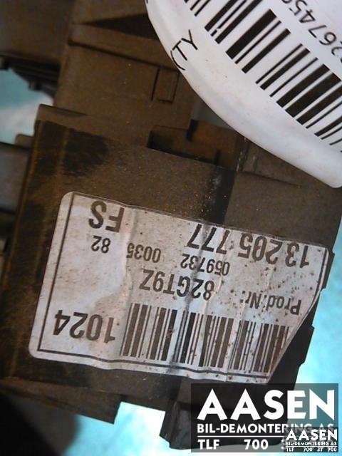 Sikringsboks til Opel Vectra C 2005-2008 (Type II)  (13205777|)