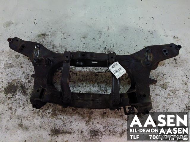 Travers bak til Nissan X-Trail, 2014-2022 (T32) (T32) (554001YA0B)