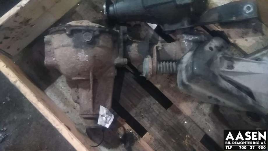 Kardang klokke foran til Mitsubishi Pajero Pinin 2001-2003  