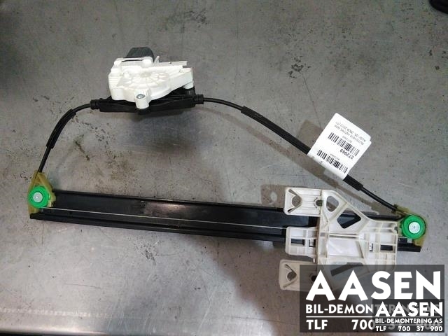Ruteheis høyre bak til Audi Q5, 2008-2012 (Type I, Fase 1)  (8R0 839 462 D)