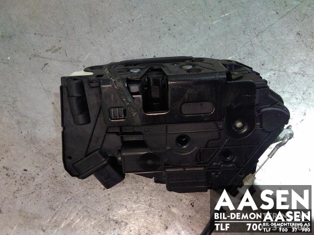 Låsekasse høyre foran til VW Scirocco, 2008-2013  (5N1 837 016 E)
