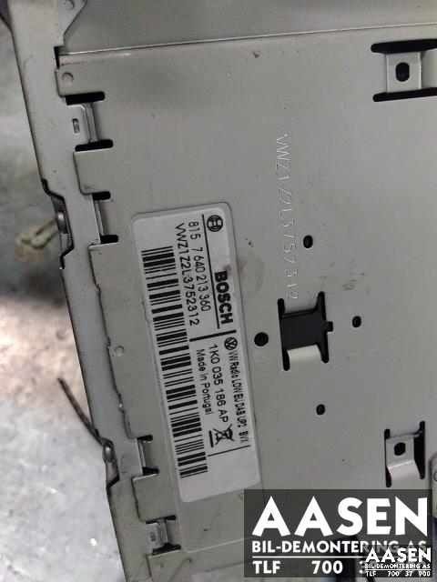 Bilstereo til VW Golf VI 2008-2012  (BOSCH|1K0035186AP|)