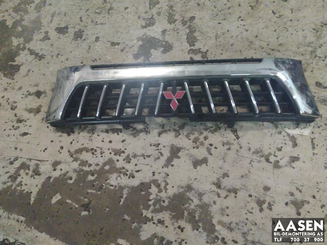 Grill til Mitsubishi L200, 1996-2006 (Type III)  (MR439501)