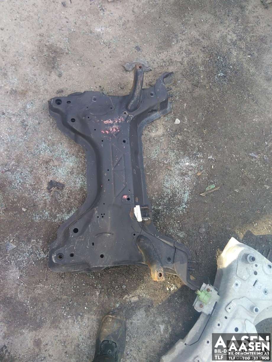 Travers foran hoved til Peugeot 308 2011-2013 (Type I, Fase 2) (3502 FH|)