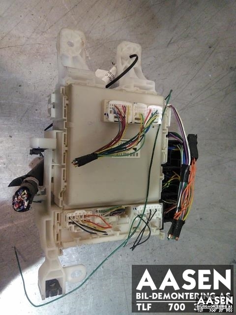 Sikringsboks til Toyota RAV4 2006-2009 (Type III, Fase 1)  