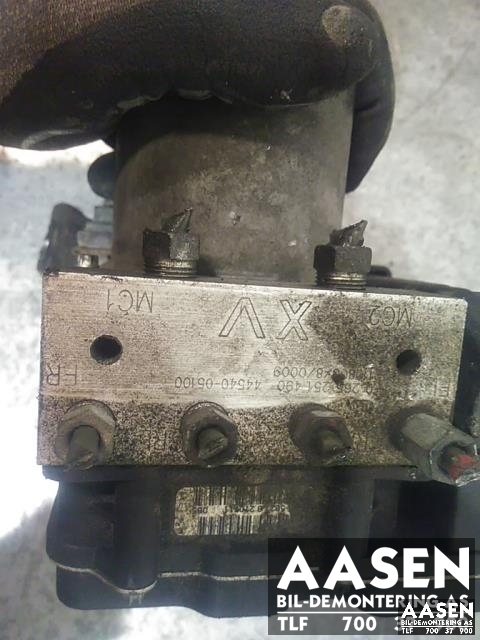ABS sentral til Toyota Avensis 2009-2015 (Type III, Fase 1)  (BOSCH|44050-05170|44540-05100|)