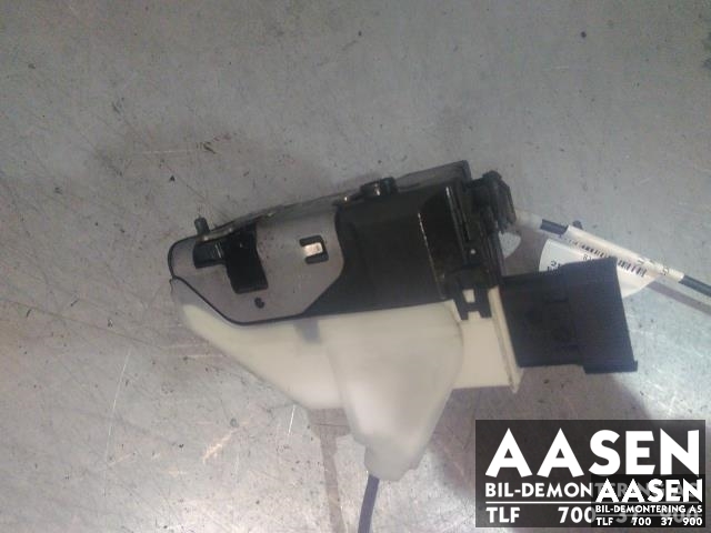 Låsekasse høyre foran til Peugeot 3008 2009-2016 (Type I) (9136 GC|98 006 230 80|)