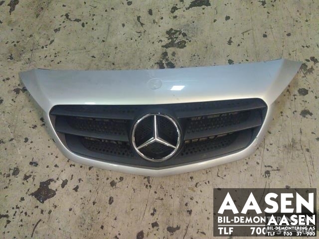 Grill til Mercedes Citan, 2012-2021 (W415) (W415) (A 415 887 03 01)