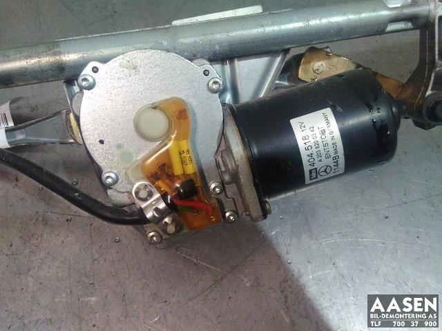 Viskermotor frontrute til Mercedes C-Klasse 2004-2007 (Fase 2) (W203) (W203) (VALEO|A2038200342|)