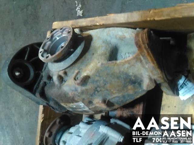 Kardang klokke bak til BMW 5-Serie 2003-2010 (E60/E61) (E60/E61) (33 10 7 560 592|3.23|)