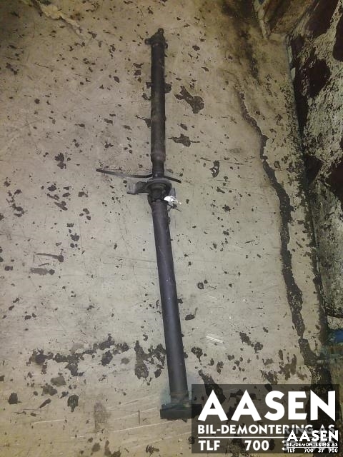 Mellomaksel til Mercedes C-Klasse, 2007-2011 (Fase 1) (W204) (W204) (A 204 410 14 06)