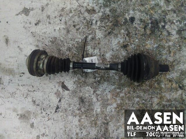Drivaksel venstre foran, diesel/automat til VW Caddy, 2010-2015 (Type III, Fase 2) (2K3 407 271 B)