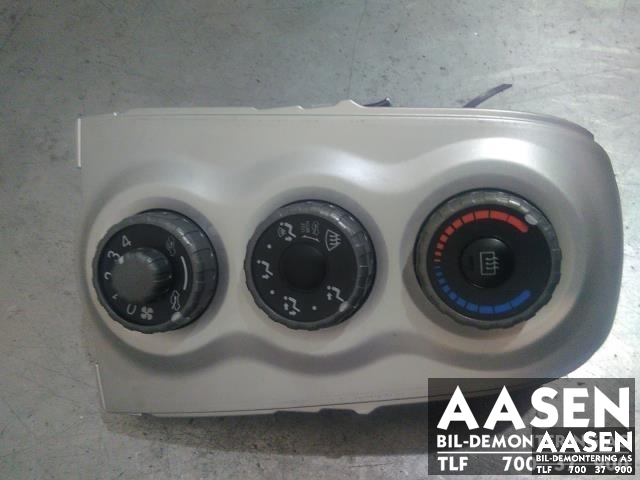 Varmeapparat betjening til Toyota Yaris, 2006-2009 (Type II, Fase 1)