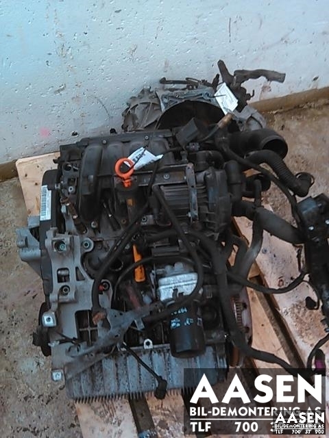 Motor bensin til VW Passat, 2005-2010 (B6) (B6) (BSE|06A 100 043 T)