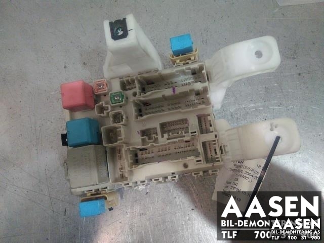 Sikringsboks til Toyota Prius, 2004-2009 (Type II) (COMBI) (COMBI) (82730-47290)