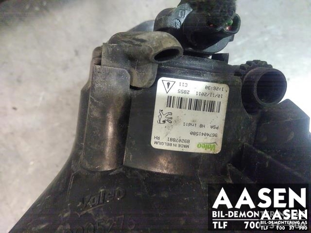 Tåkelykt høyre foran til Peugeot 308 2011-2013 (Type I, Fase 2) (VALEO|9674041580|6206 X5|)