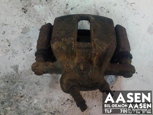 Bremsecaliper høyre foran til Renault Captur, 2013-2020 (Type I) (7701208333)
