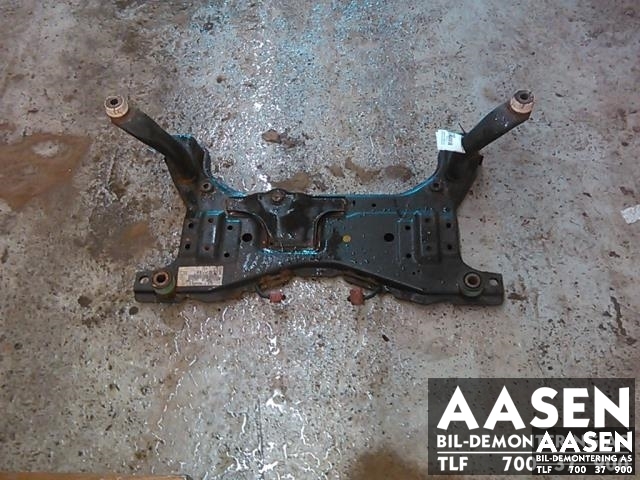Travers foran hoved til Ford Kuga 2008-2012 (Type I)  (1682463|8V41-5019-AE|)