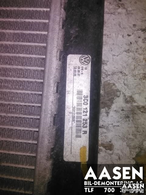 Radiator (manuell gir) til VW Passat 2005-2010 (B6) (B6) (3C0 121 253 R|)