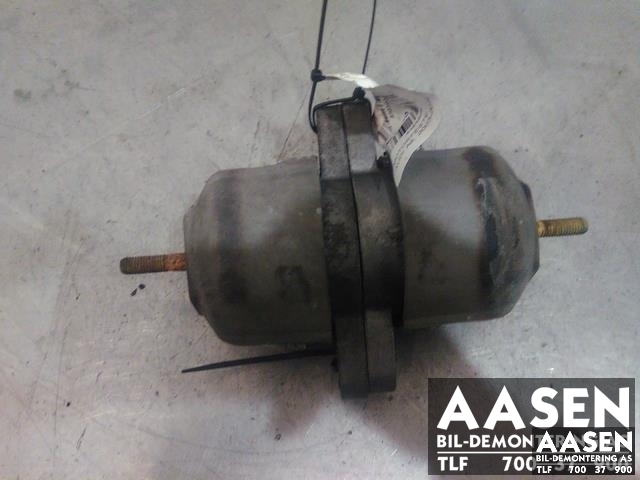 Motorfeste til Audi A8, 2003-2010 (Type II) (4E0 199 308 BJ)