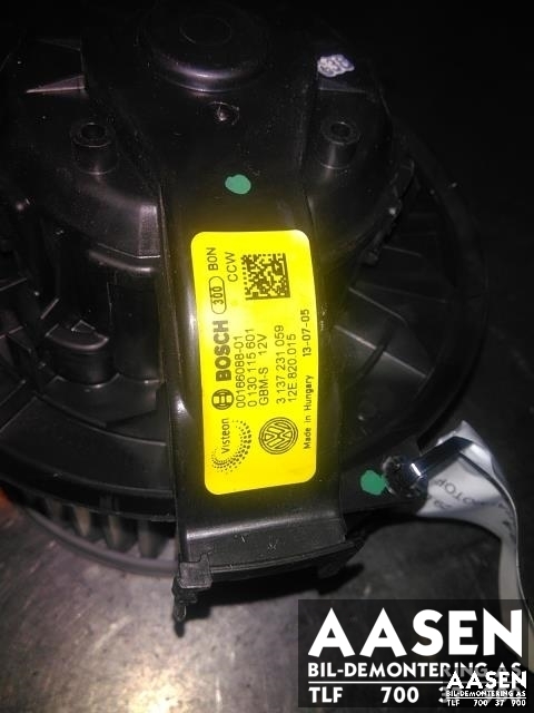 Varmeapparat motor til VW E-Up 2013-2019  (BOSCH|12E820015|0130115601|3137231059)