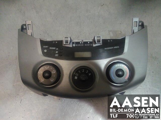 Varmeapparat betjening til Toyota RAV4, 2006-2009 (Type III, Fase 1)  (7Q1410-P)