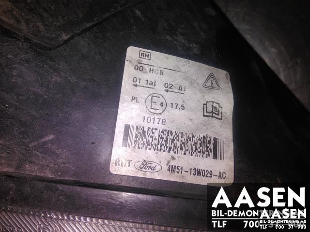 Frontlykt høyre halogen til Ford Focus 2004-2007 (Type II, Fase 1) (4M51-13W029-AC|)