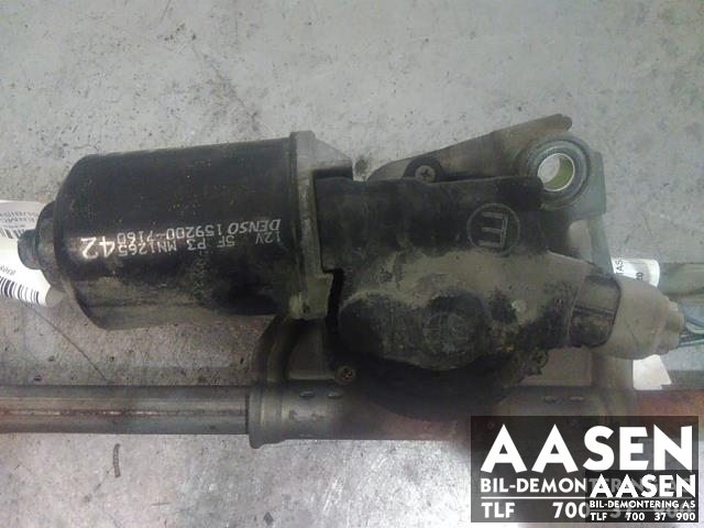Viskermotor frontrute til Mitsubishi Outlander, 2003-2006 (Type I)  (DENSO|MN126542)