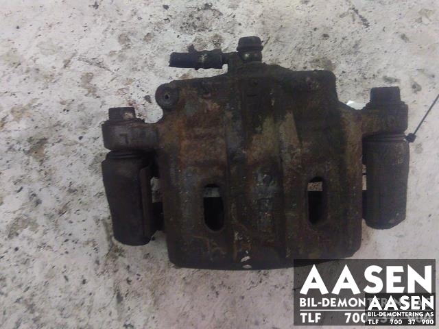 Bremsecaliper høyre foran til Mitsubishi Outlander, 2015-->> (Type III, Fase 2)  (MR370776)