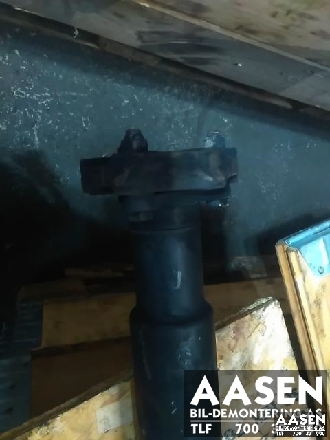 Mellomaksel til BMW 3-Serie 2005-2011 (E90/E91/E92/E93) (E90/E91/E92/E93) (26 10 7 527 339|)