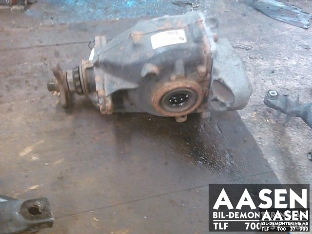 Kardang klokke bak til BMW 3-Serie 2012-2018 (F30/F31/F34) (F30/F31/F34) (33 10 7 605 589|33 10 8 485 723|7605589-02)