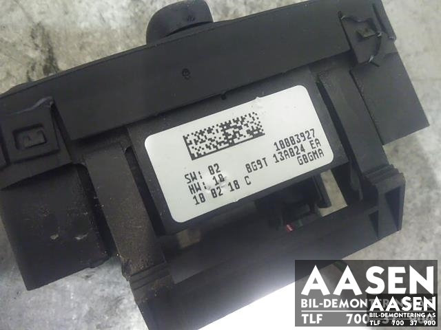 Bryter lys til Ford Mondeo 2007-2010 (Type IV, Fase 1)  (8G9T-13A024-EA|1791491|)