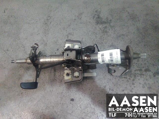 Rattaksel til Toyota Hilux, 2002-2005  