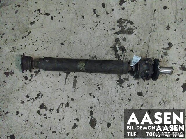 Mellomaksel bakre til Mitsubishi Pajero, 2000-2006 (Type III)  (MR581616)