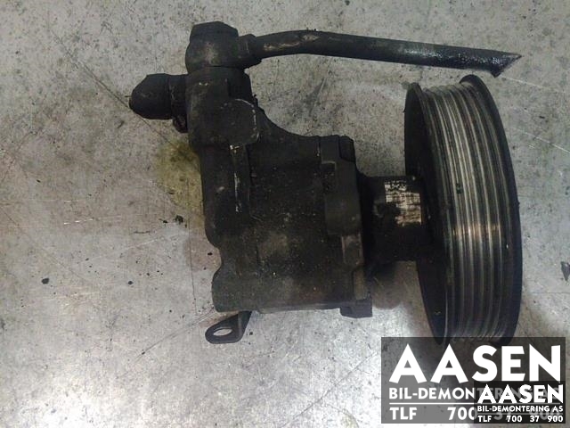 Servo pumpe mekanisk til BMW X3, 2007-2010 (Fase 2) (E83) (E83) (32 41 3 450 592)