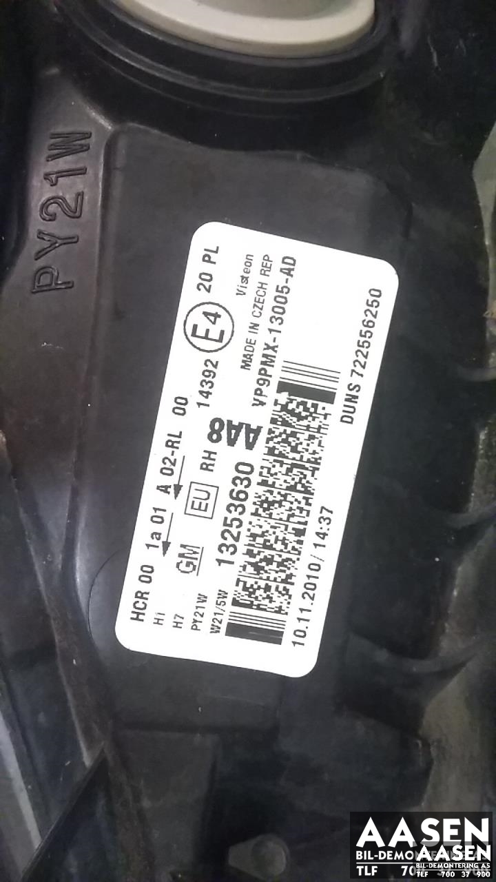 Frontlykt høyre halogen til Opel Meriva B 2010-2017  (13305776|)