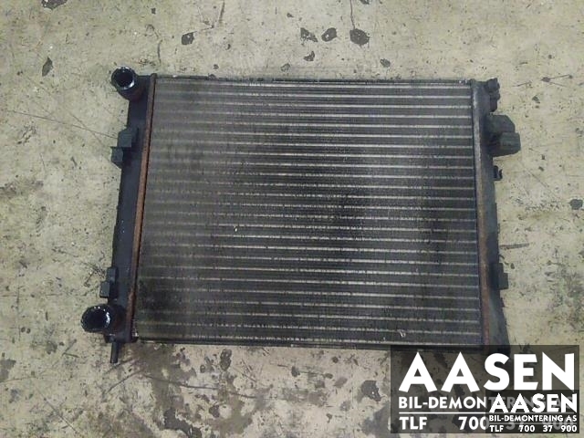 Radiator (manuell gir) til Renault Trafic, 2001-2006  (VALEO|8200073817)