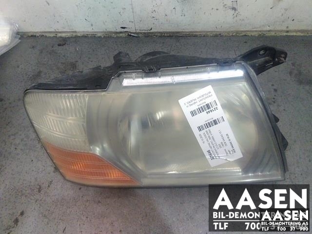 Frontlykt høyre halogen til Mitsubishi Pajero, 2000-2006 (Type III)  (MN133752)