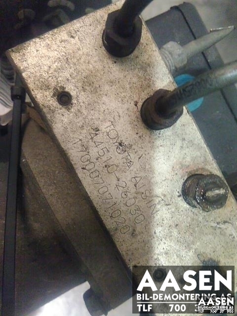 ABS sentral til Toyota Hiace 2007-2012 (Fase 3) (AISIN|44050-26040|44510-26050|)