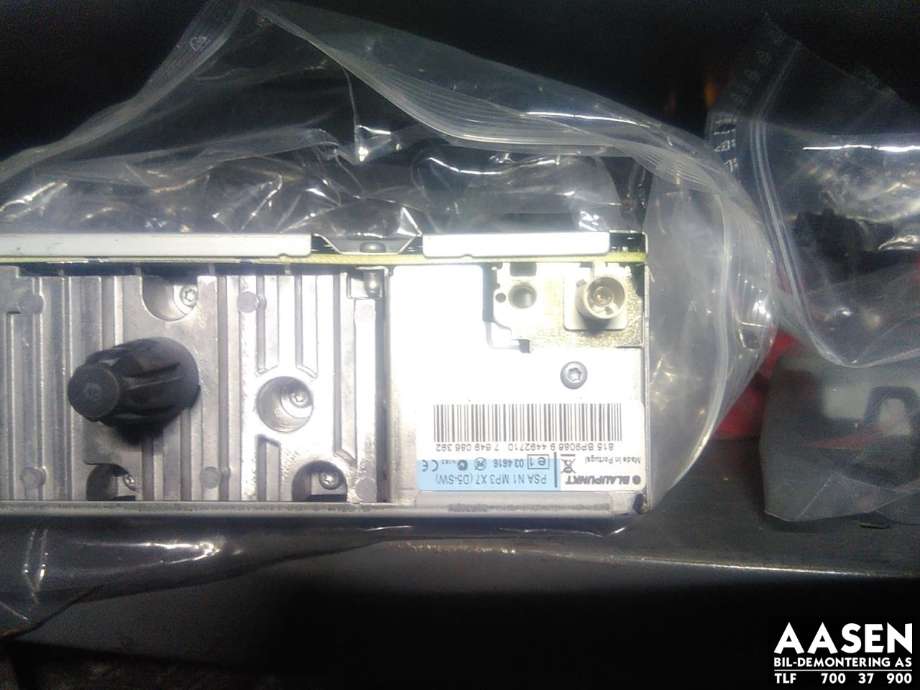 Bilstereo til Peugeot Partner 2008-2015 (Type II, Fase 1)  (BLAUPUNKT|6574 PP|6574 PQ|16 142 014 80| 9666393777)