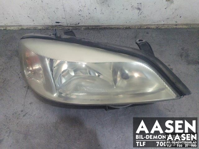 Frontlykt høyre halogen til Hyundai Getz, 2002-2009 (HELLA|24439601)