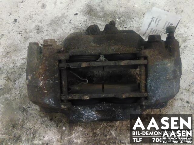 Bremsecaliper høyre foran til Toyota Land Cruiser 120, 2002-2009 (4773060261)