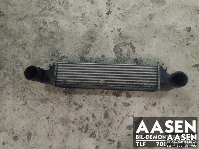 Intercooler til BMW X3 2003-2006 (Fase 1) (E83) (E83) (MODINE|17 51 7 793 370|1787779|)