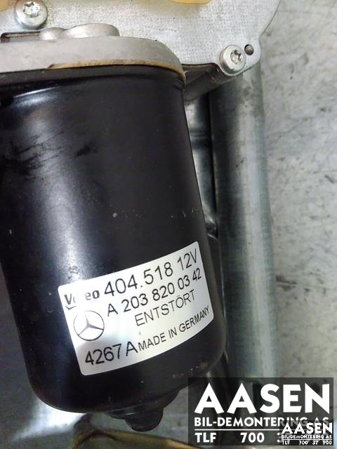 Viskermotor frontrute komplett m/overføring til Mercedes C-Klasse 2000-2004 (Fase 1) (W203) (W203) (VALEO|A2038200342|)