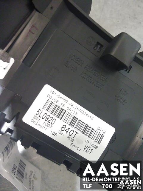 Instrumentpanel til Škoda Yeti 2014-2017 (Fase 2) (5L0 920 840 T|)