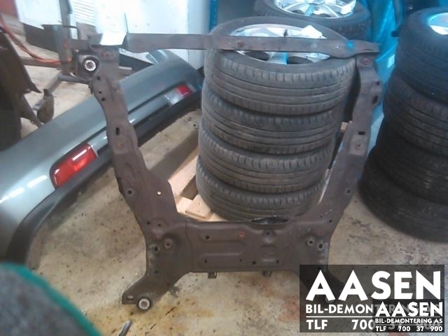 Travers foran hoved til Volvo V70, 2007-2013 (Type III, Fase 1)  (31406808)